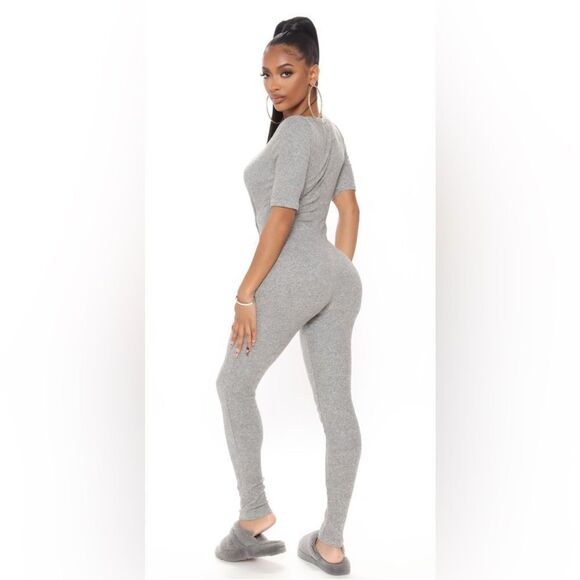 Gray V-Neck Jumpsuit - Picture 9 of 10